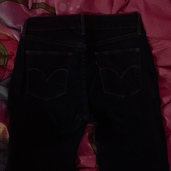 Levi dark wash skinny jeans - Picture 1 of 3